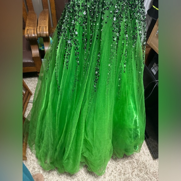 Prom Dress-READ DESCRIPTION - Picture 3 of 5